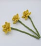macrame flower daffodils and vase - Image 8