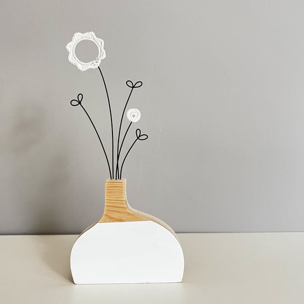 Forever flowers in wooden vase small - White