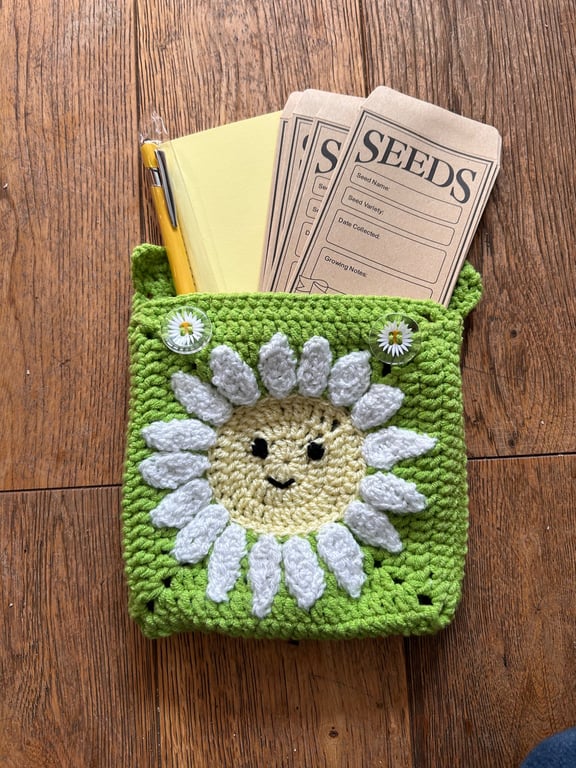 Daisy Pocket