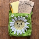 Daisy Pocket