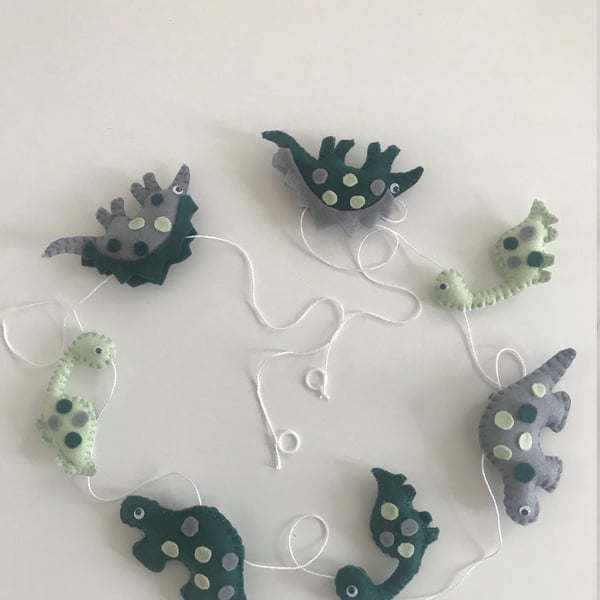 Dinosaur Felt Garland, Handmade Dinosaur Garland, Nursery Room Artisan Felt Garl