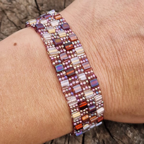 Soft browns and shimmering pinks bead and cube adjustable bracelet 