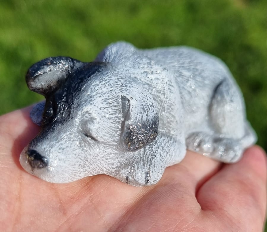 HAND PAINTED 3D PET PORTRAIT ash memorial keepsake, made with eco friendly resin