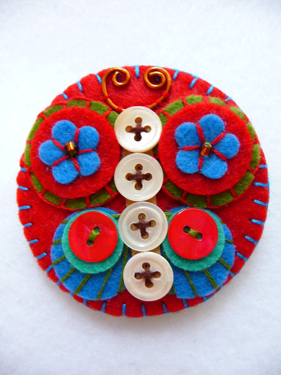 FB115-105 - Butterfly DESIGN Clip Art Inspired Handmade Felt Brooch