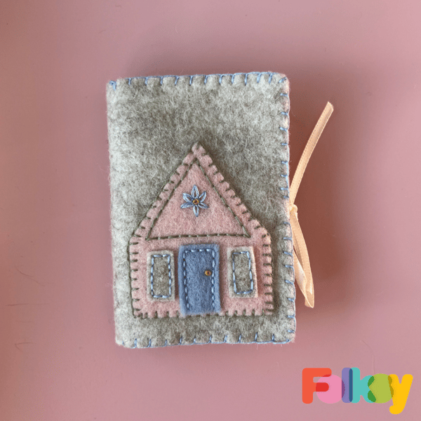 Needle Book - Pink Cottage 