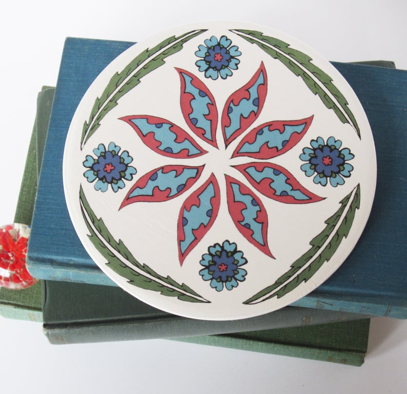 Ottoman Inspired Petal Pattern Round Ceramic Tile Trivet with Cork Backing