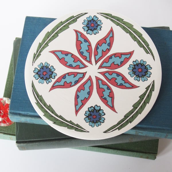 Ottoman Inspired Petal Pattern Round Ceramic Tile Trivet with Cork Backing