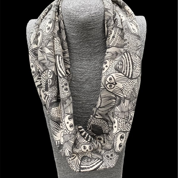 BLack and cream Organic Cotton Infinity Scarf with Owl pattern 