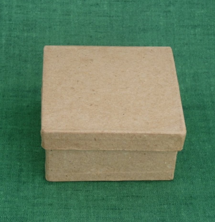 Square Papier Mache Boxes Plain