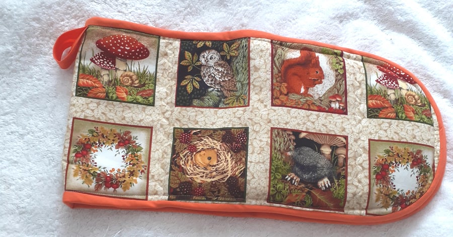 Woodlands Oven Gloves