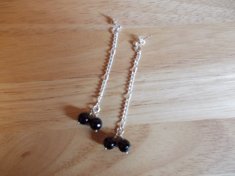 Shell pearl and chain drop earrings