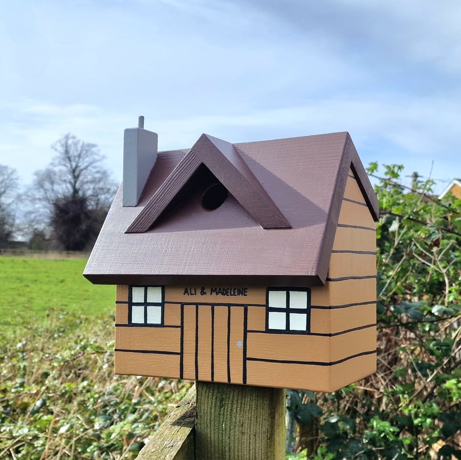 Log Cabin Personalised Bird Box
