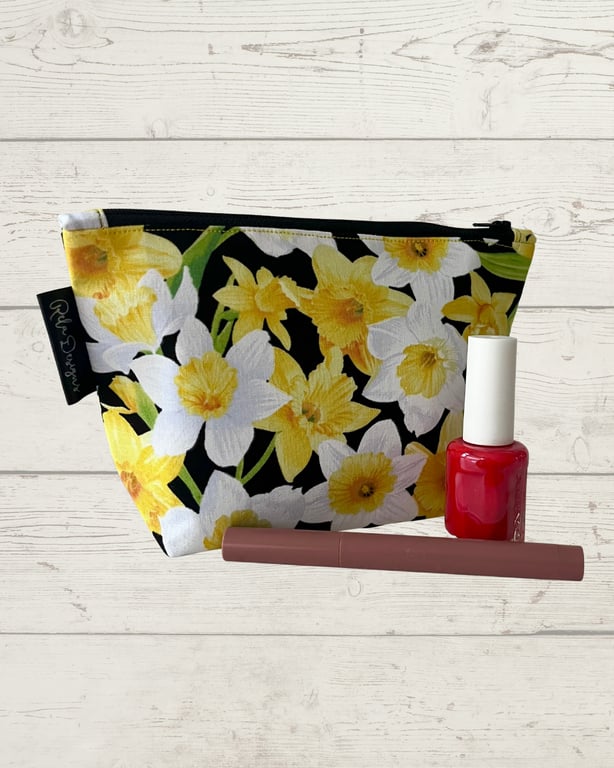cosmetics bags white daffodils