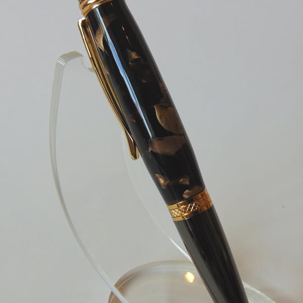 Black & Gold 'vintage' Pen (18)