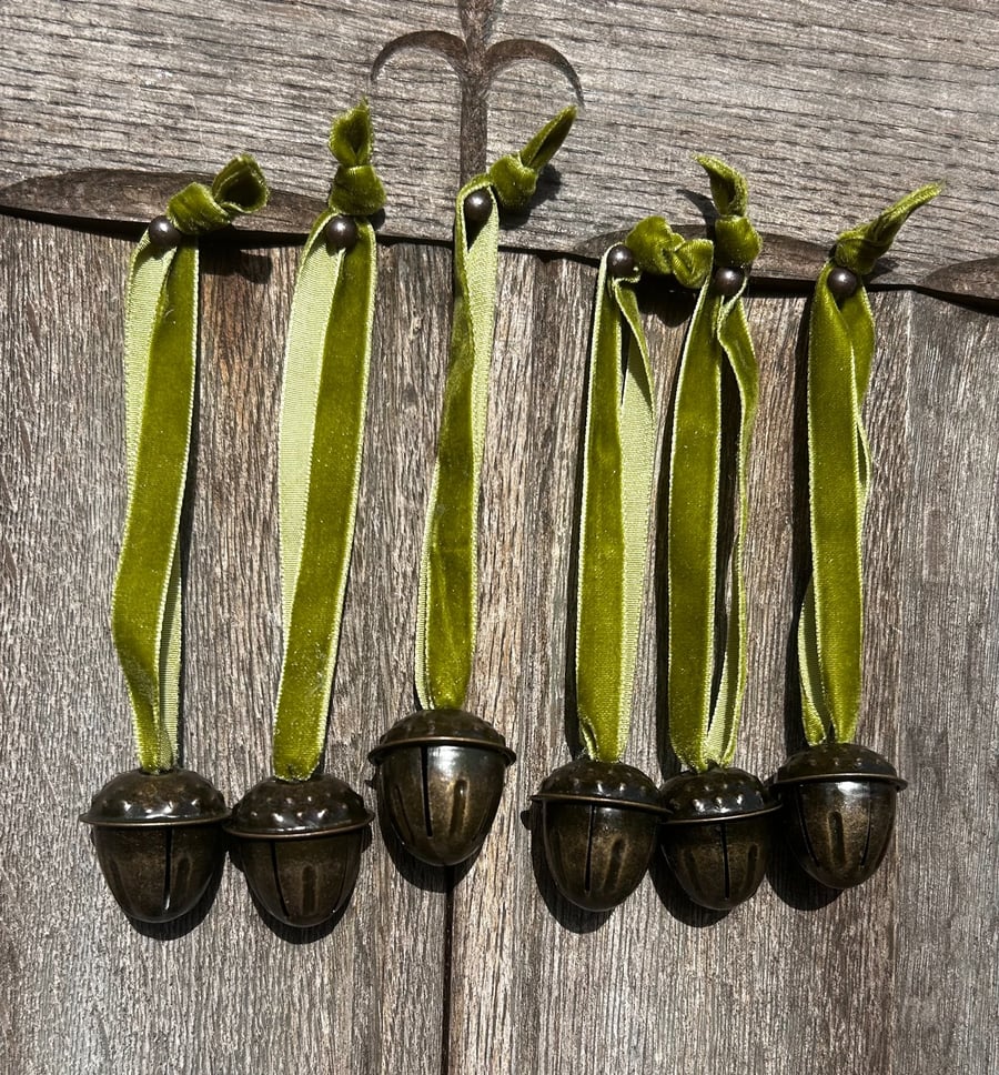 Rustic metal acorn Christmas tree decorations x 6 - Folksy