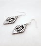 Diamond-shaped Musical Note Earrings - Semi-Quaver - Image 3