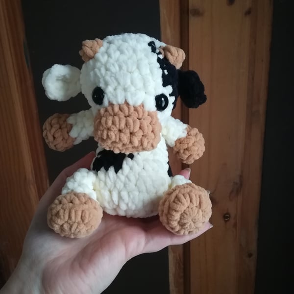 Crochet Weighted Adult Comfort Cow 