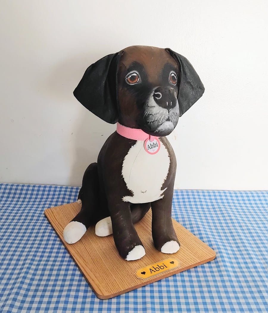 Fully personalised Pet Memorials with Canister and Plinth.