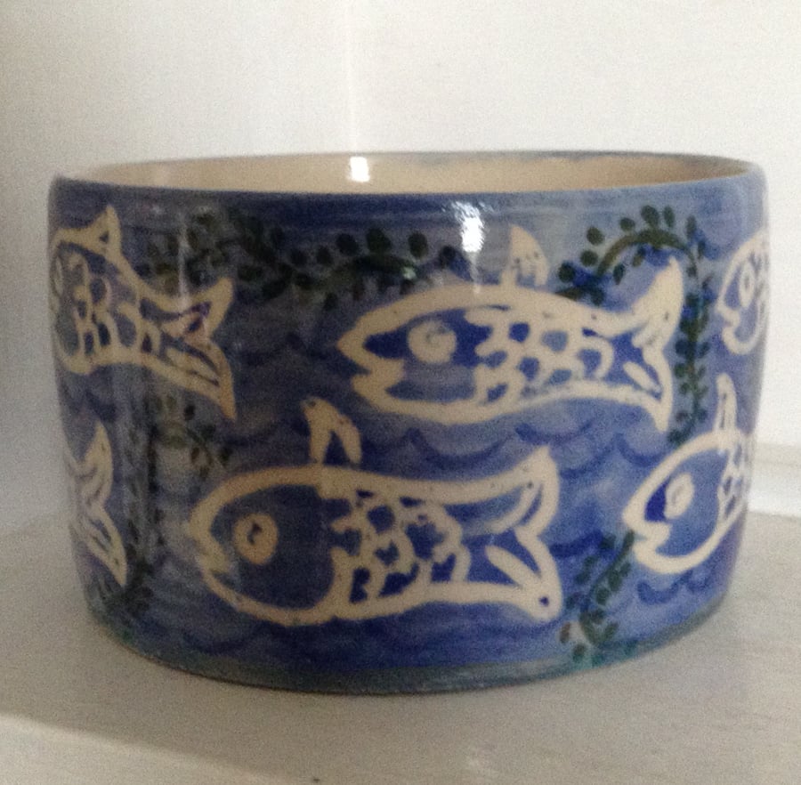 Cat bowl in pottery stoneware