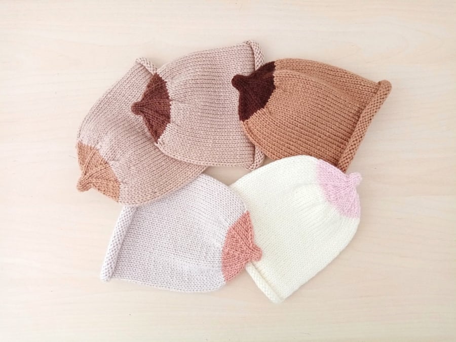 Baby Hat 0-3 months Hand Knitted Roll Brim Boobeanie Boob Hat Breastfeeding Hat