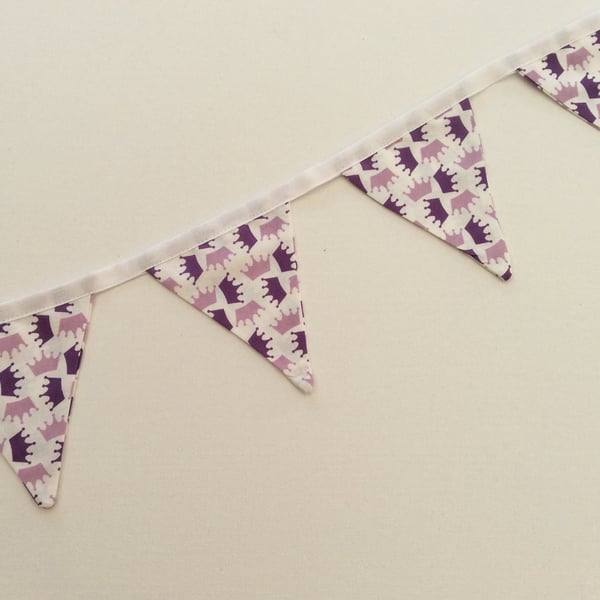 Bunting, Lilac & Purple Crowns, Purple Princess Crown Pattern