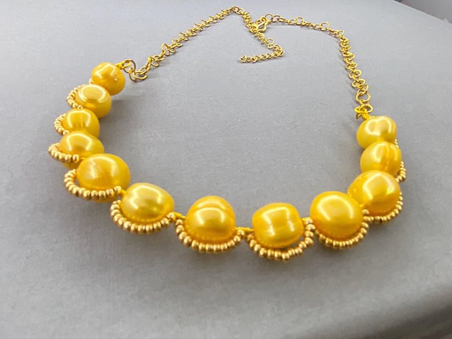 Yellow Cultured Pearl Gold Curved Bar Necklace