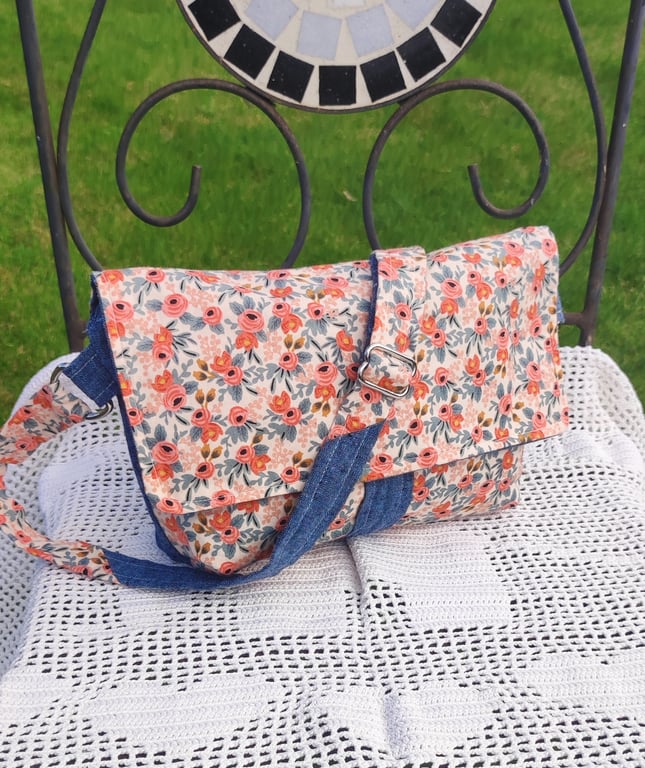 Flower hand bag  UK delivery free