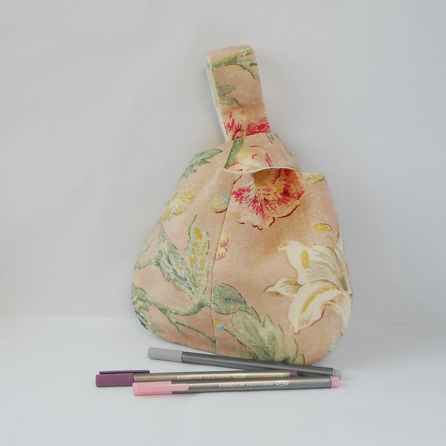 Old Pink floral Japanese Knot bag in linen
