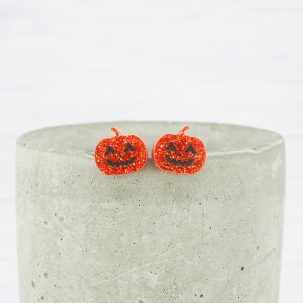Titanium ear wire Orange glitter Pumpkin stud earrings - Hypoallergenic 