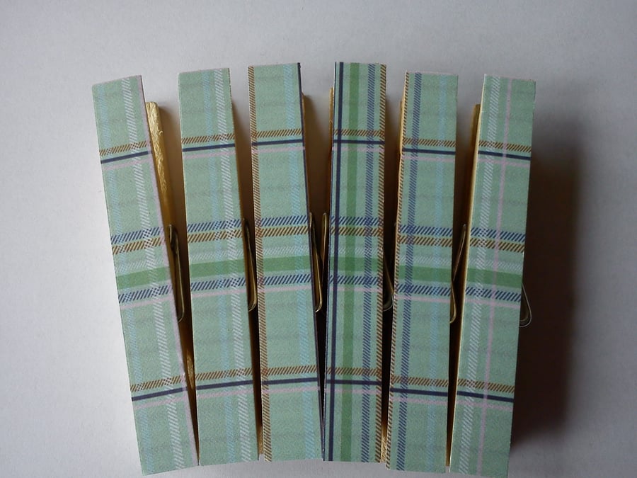 50% off SALE Mint Plaid Country Christmas decorated card pegs magnets