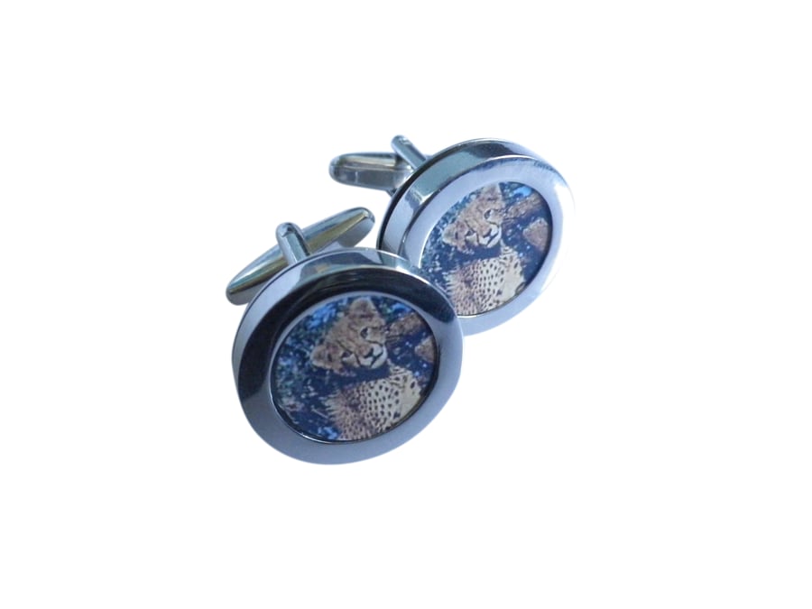 Leopard cubs cufflinks, free shipping, gift wrapped, beautiful image, Ref 1234