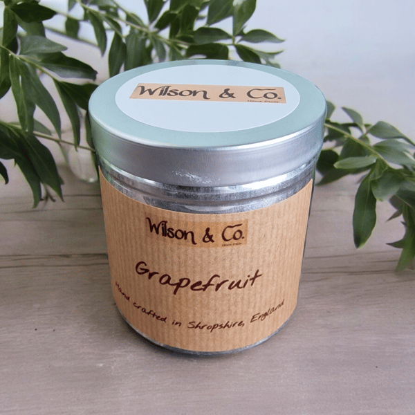 Grapefruit Scented Candle 230g