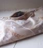 Silk make up bag with zip fastening - Cathy - Image 5