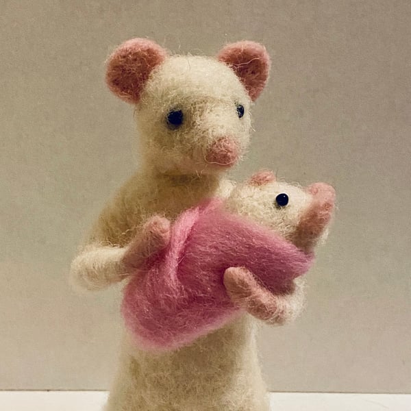 New baby needle felted posable mouse with baby accessory 