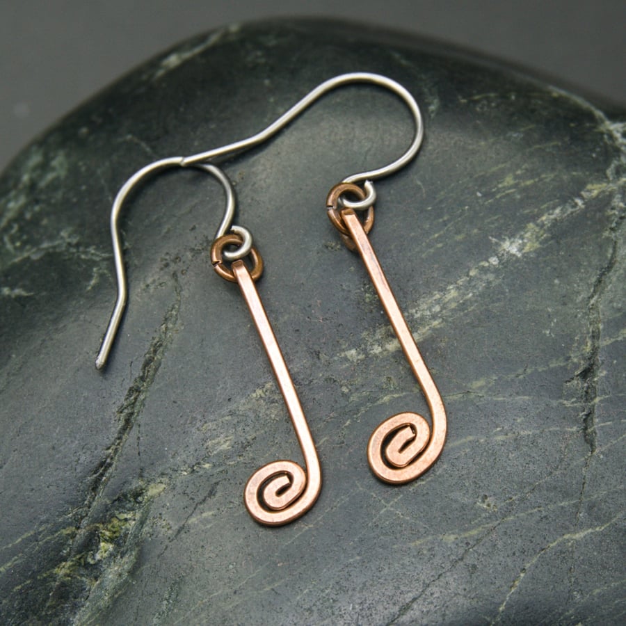 Musical Notation Earrings - Hammered Copper Crotchet - Quarter Note
