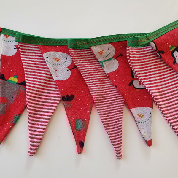 Fun Festive Friends Bunting on Green Binding