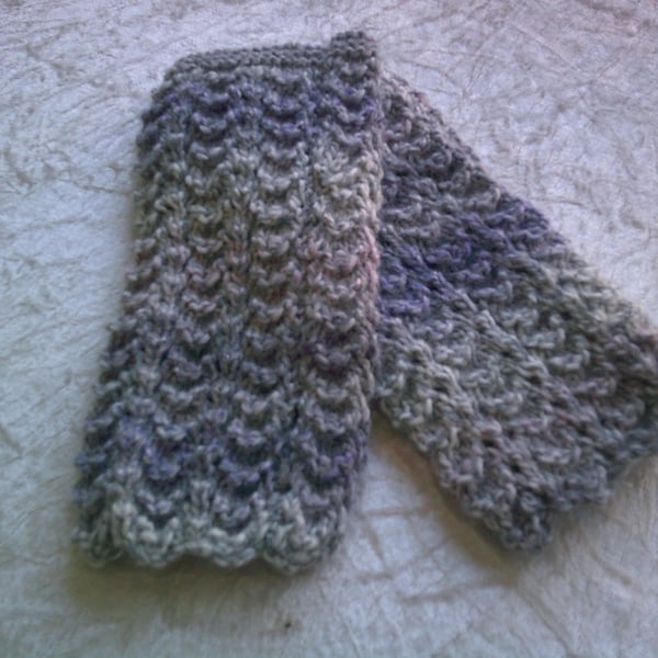 Grey and Lavender Lacy Wrist Warmers