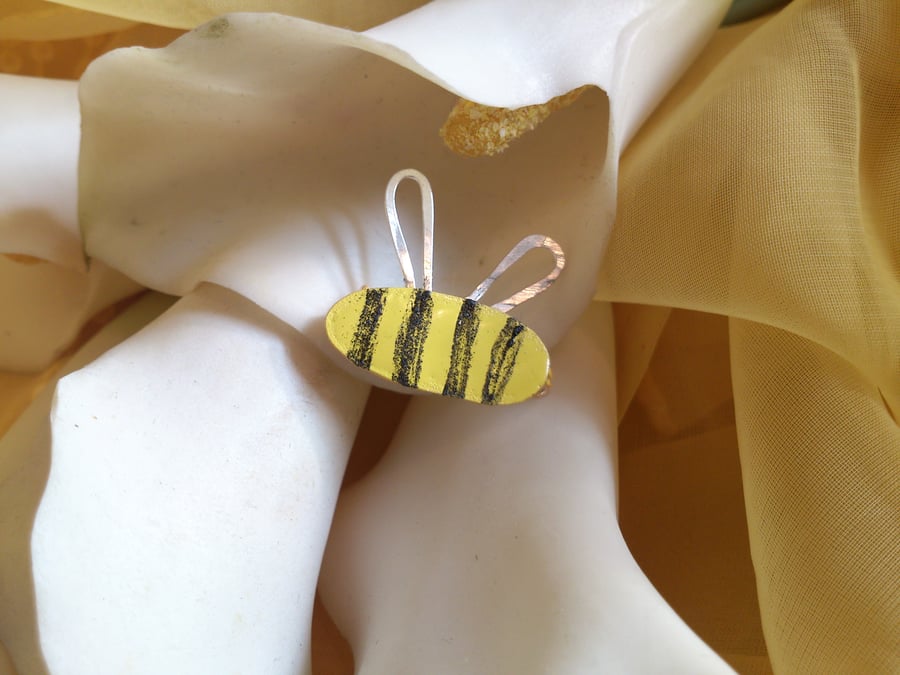 Bee enamelled brooch