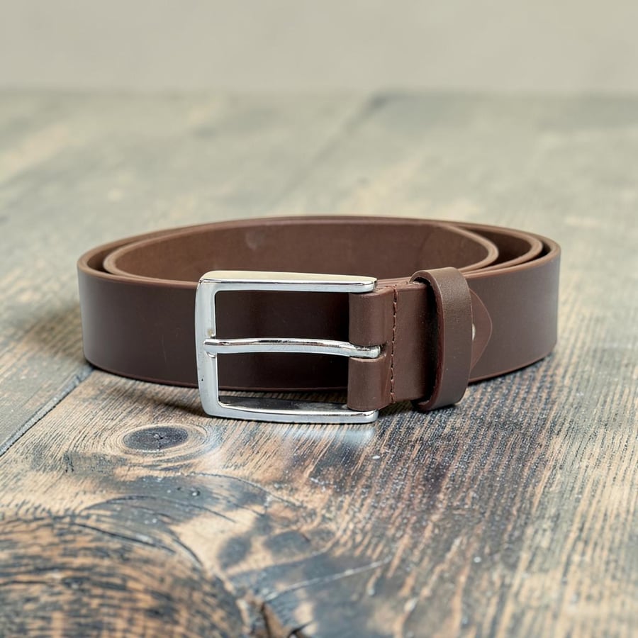Chocolate brown leather belt with shiny silver buckle 1.4 inch width