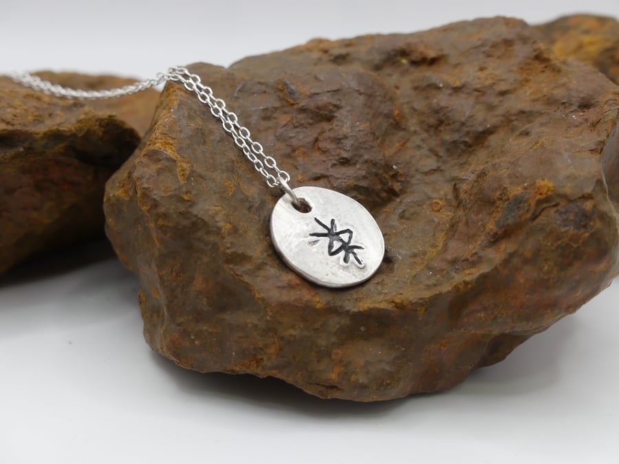 Recycled Sterling Silver Protection Bind Rune Round Pendant Necklace.