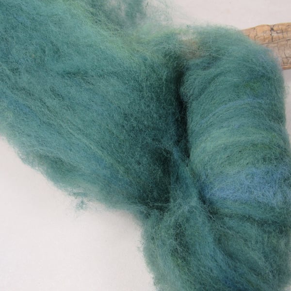 10g Naturally Dyed Indigo Green Llanwenog Felting Wool