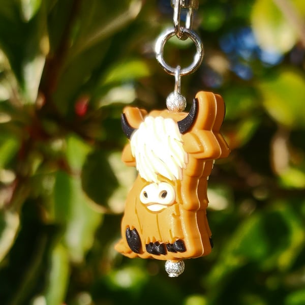 Highland Cow bag charm - dark brown 