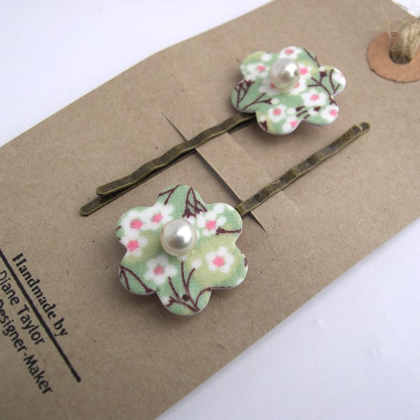 Hardened  Fabric Flower Hairclips