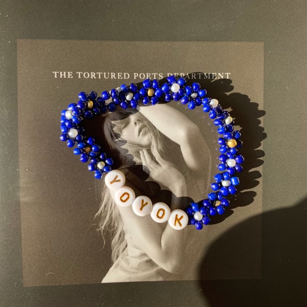 Taylor Swift flower pattern bracelet 