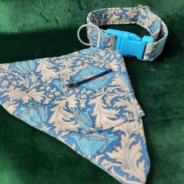 Small Adjustable Dog Collar & Bandana (with dog bag pocket)S set 11 - 13 Inches 