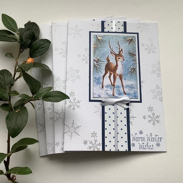  CHRISTMAS CARDS,( pack of 4, large ) Deer . Nature . Traditional. Red, gold.