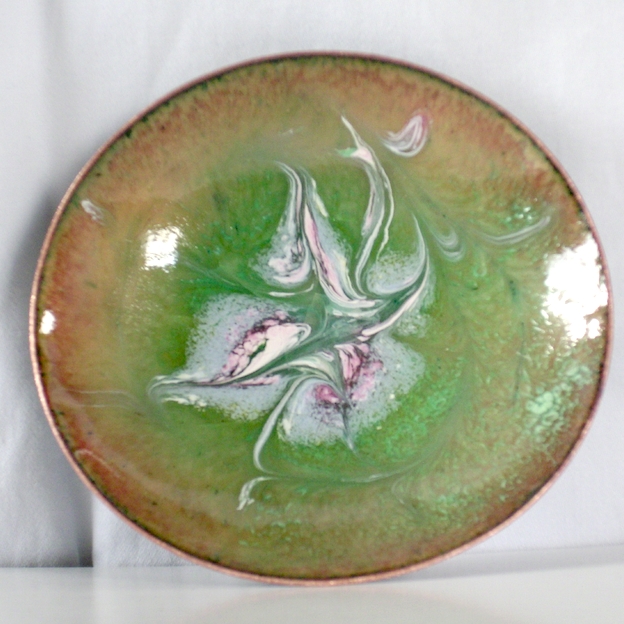 dish scrolled white, grey and pink over green