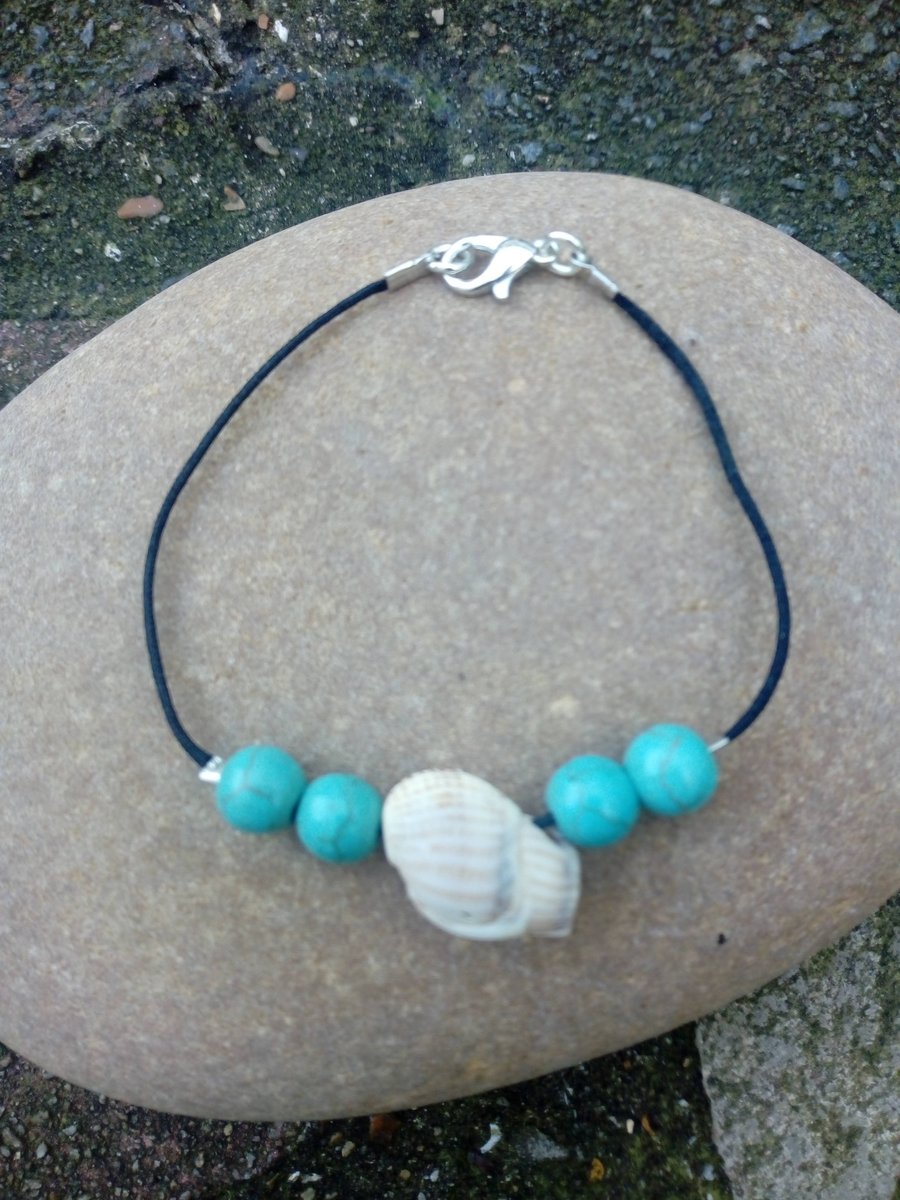 shell & turquoise bracelet 
