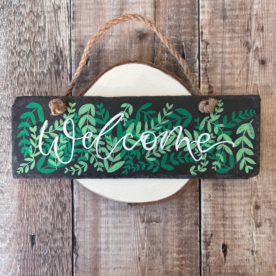 Handwritten Welcome Slate Sign: Garden Decor