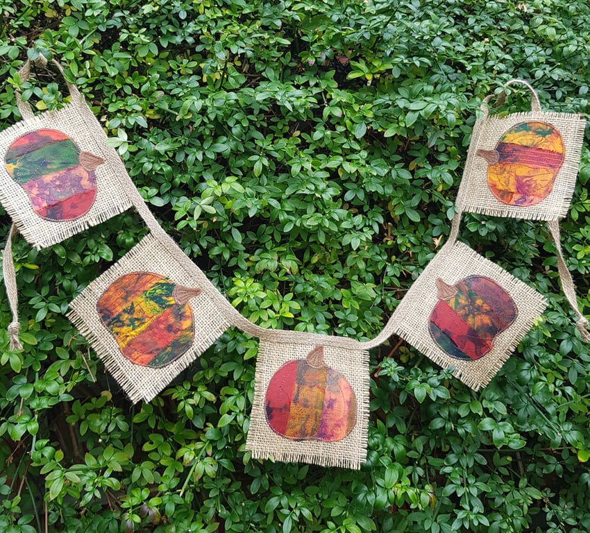 Pumpkin bunting 